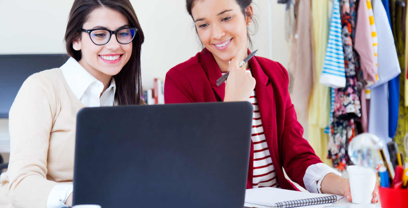 5 Reasons Women Should Manage Their Business Online