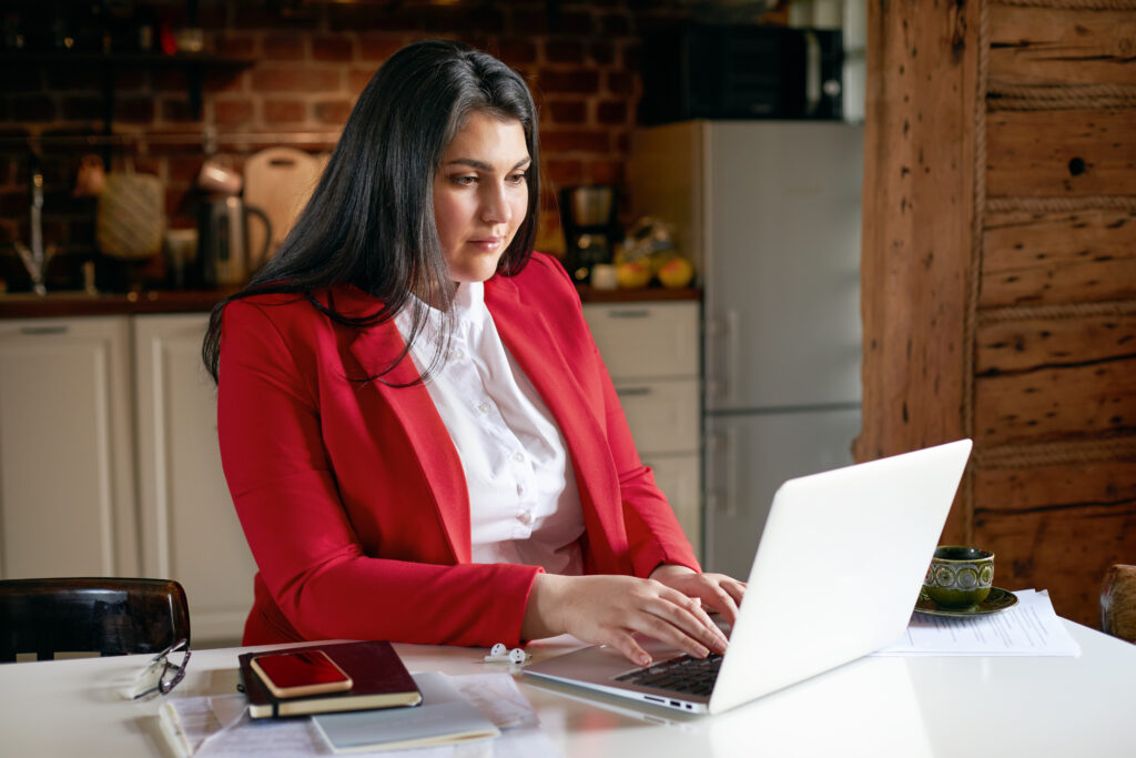 How Women Can Effectively Run Facebook & Instagram Ads